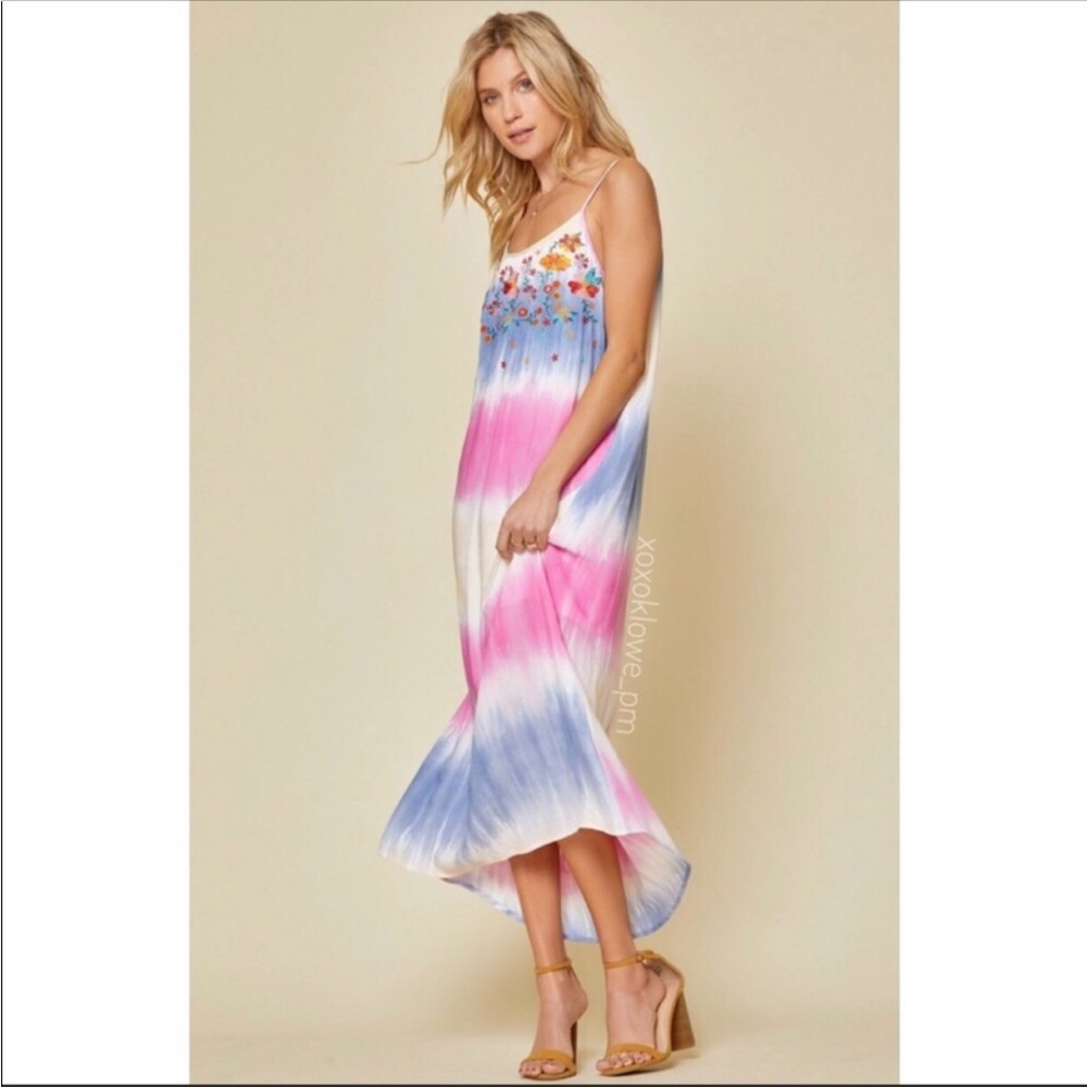 Gorgeous Sleeveless Tie Dye Striped Dress - Picture 5 of 5
